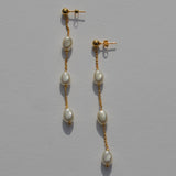 Kira Pearl Earrings
