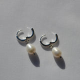 Layla Pearl Earrings Silver